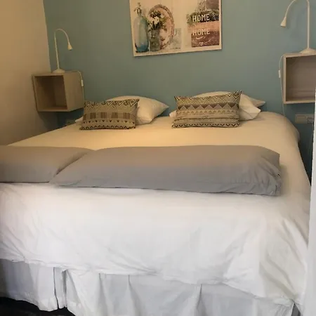 Casa De Orange Bed & Breakfast 3*