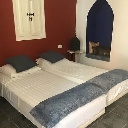 Casa De Orange Bed & Breakfast 3*