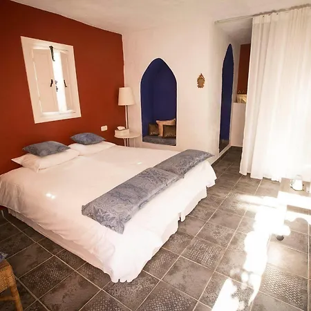 Casa De Orange Bed & Breakfast
